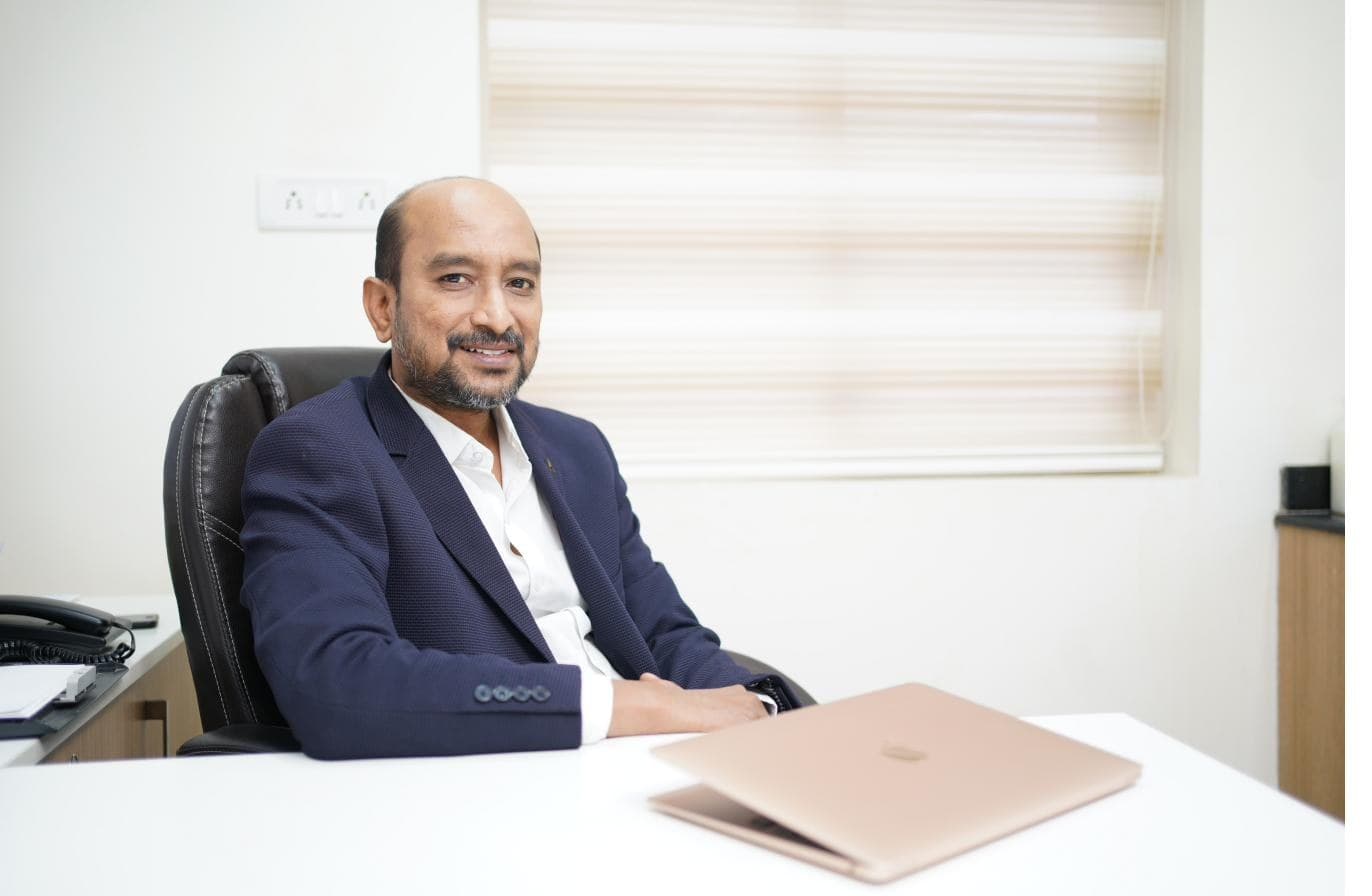 Dr. S. Saravana Kumar